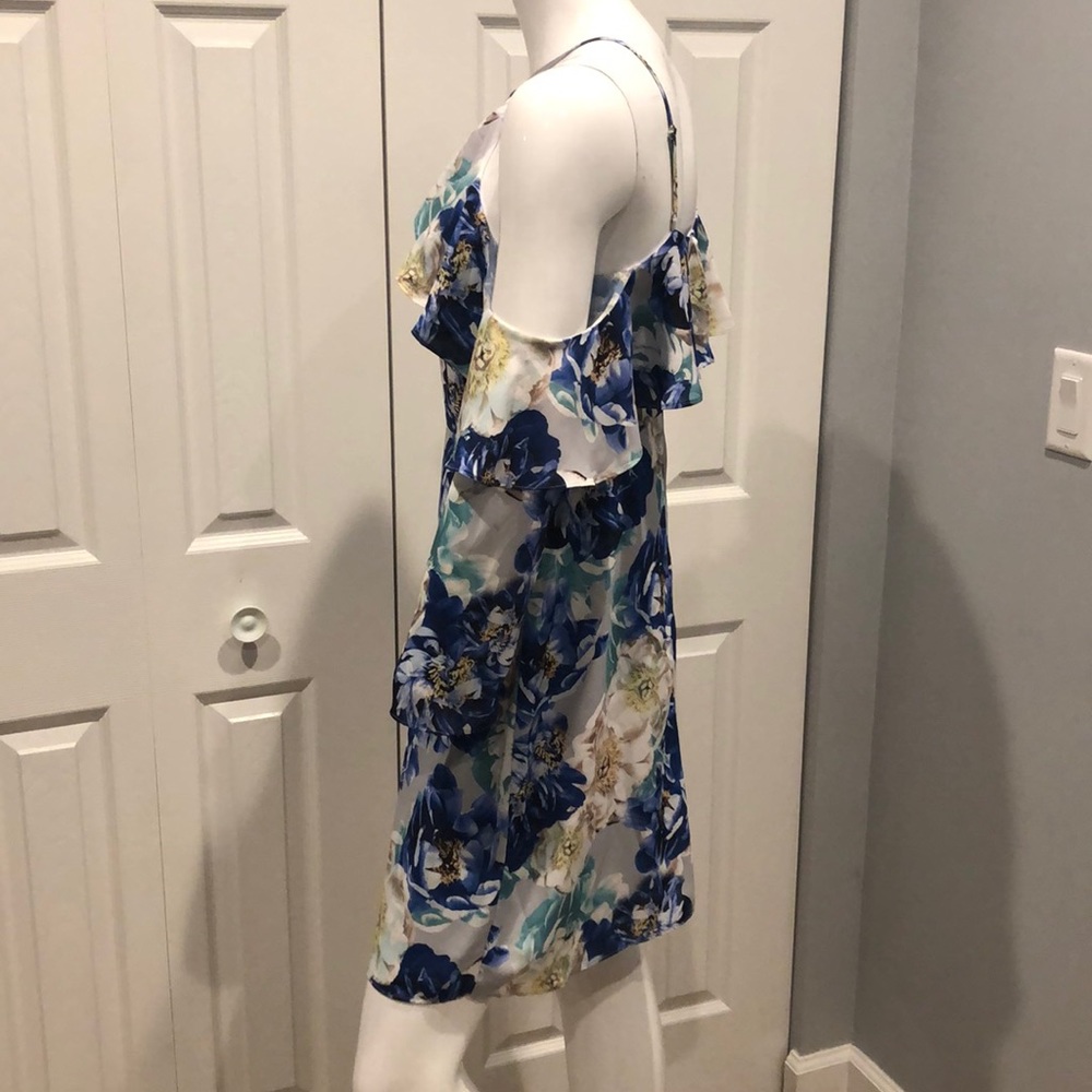 NWOT Cynthia Steffe floral cold shoulder dress - Picture 6 of 8